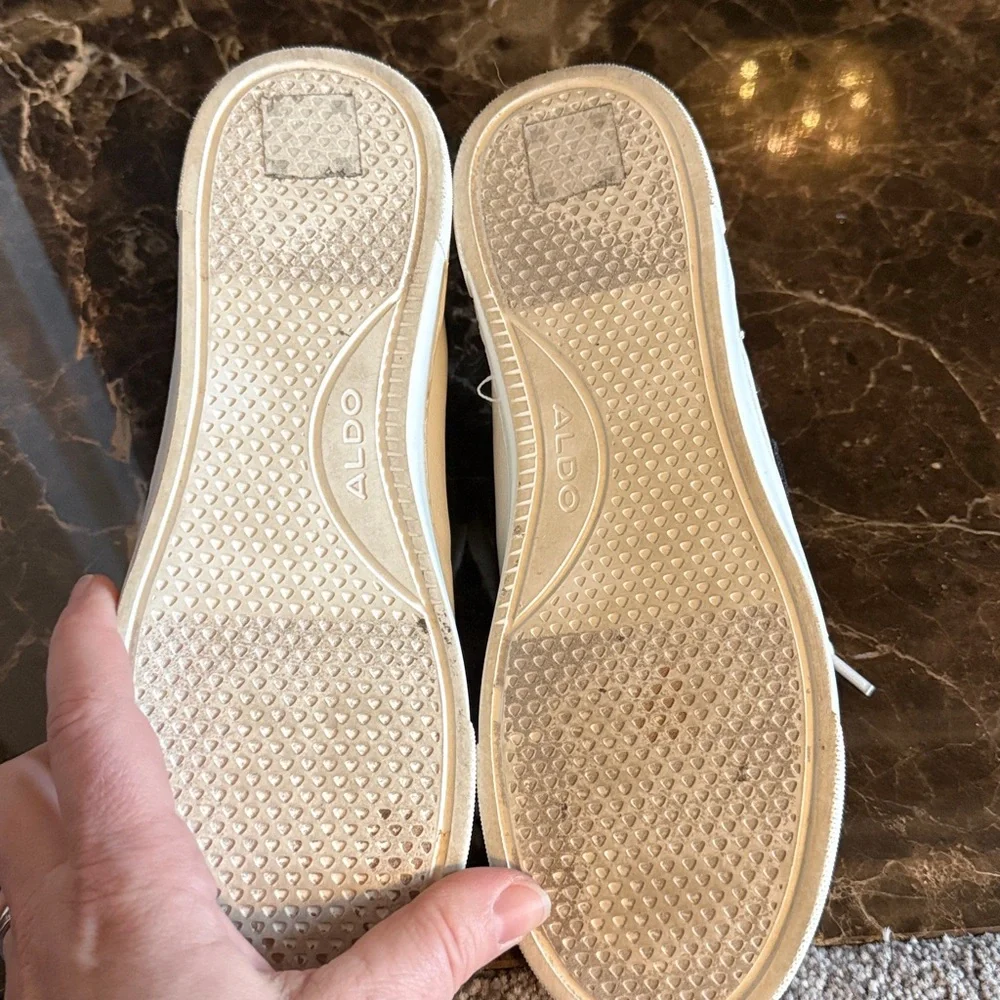 Aldo Stylish Women's White and Pink Sneakers size 7 - Picture 5 of 5